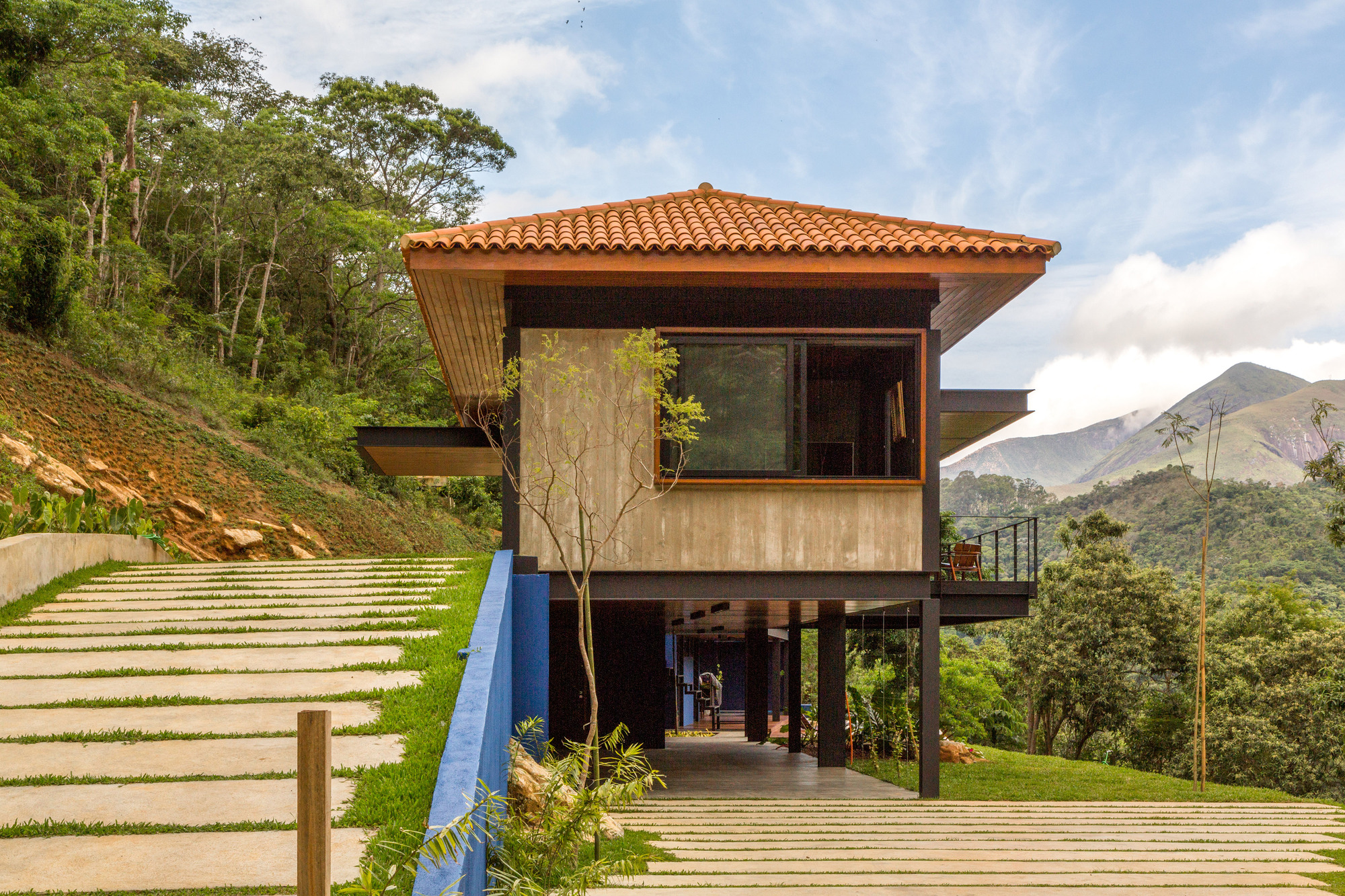 Gallery of Piano House / Ao Cubo Arquitetura 17