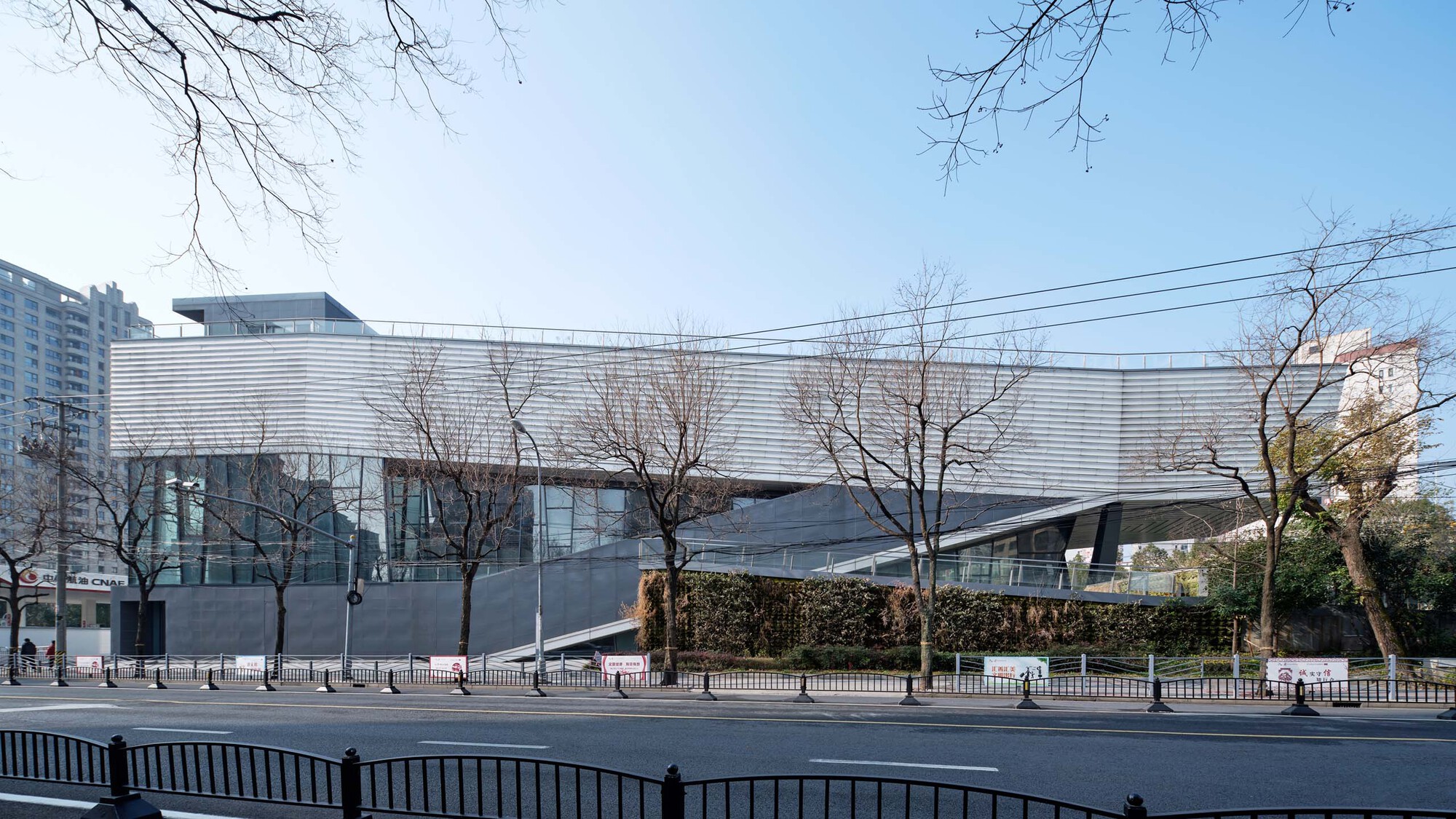 Gallery of Green Valley Art Center / Scenic Architecture Office 14