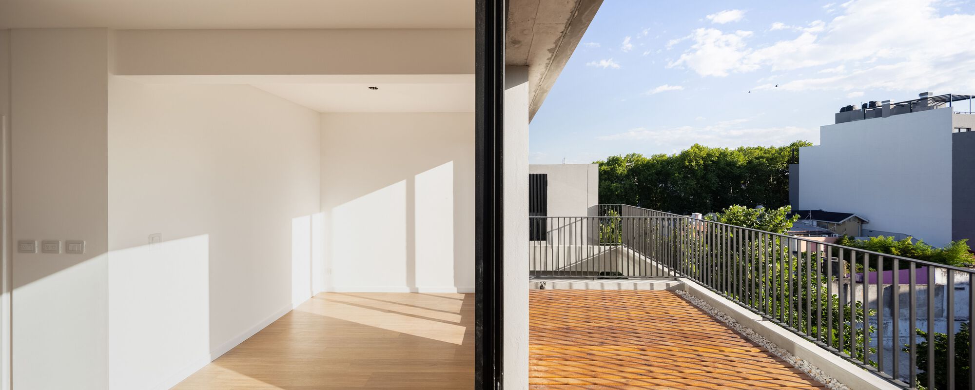 Gallery of Gamarra 1245 Building / LST Arquitectura 31