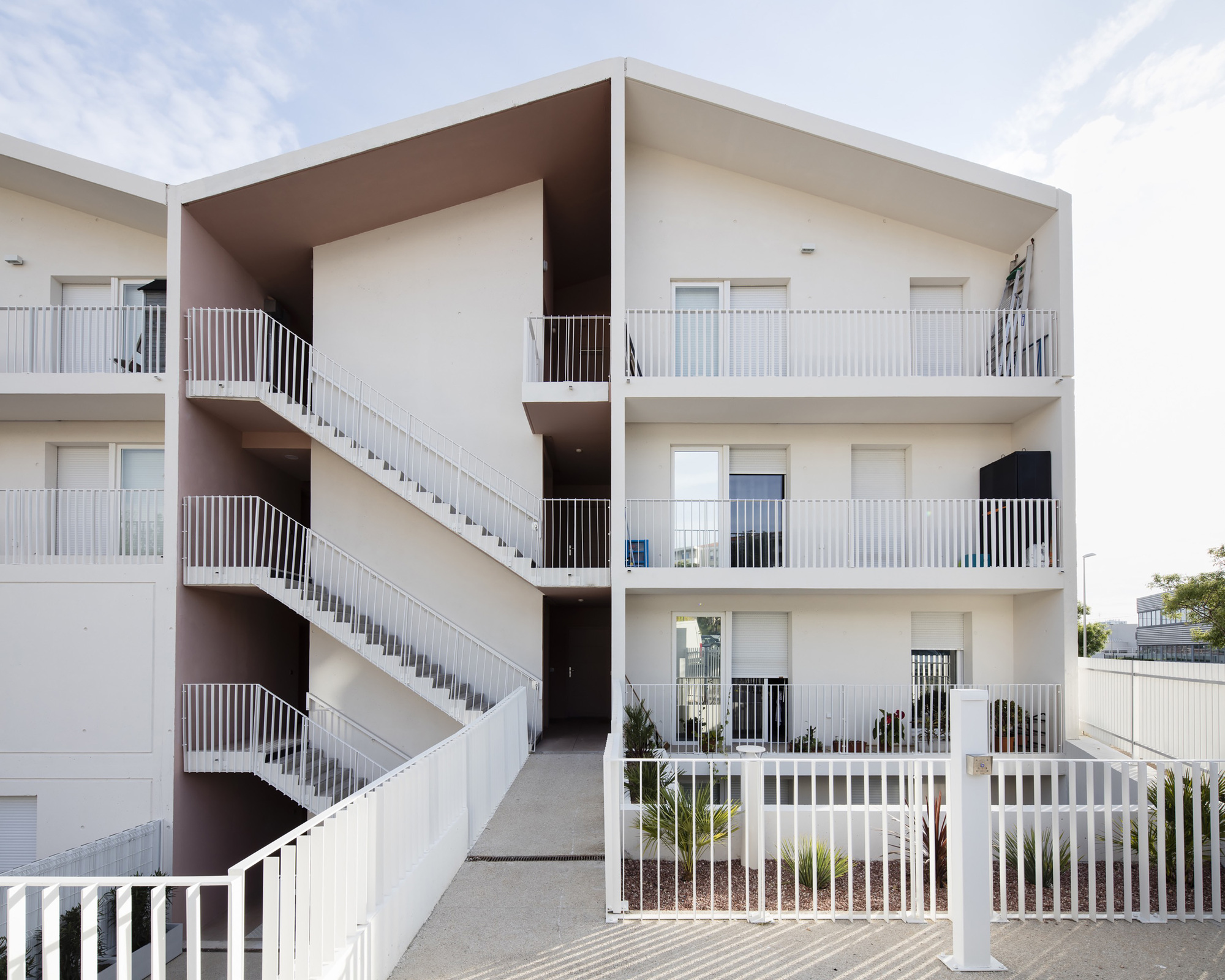 Gallery of LCG 40 Apartments in Marseille / PAN Architecture 8