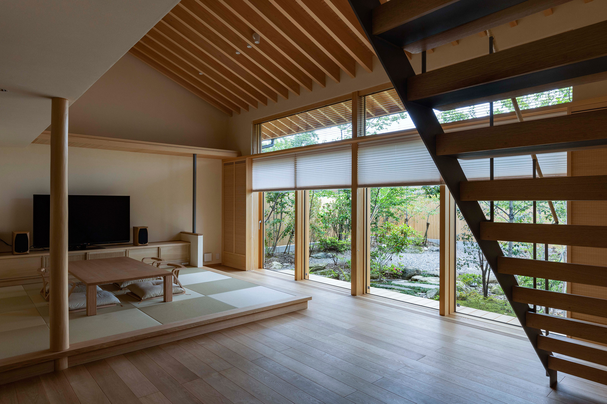 Gallery of House in Nagoya / Takashi Okuno & Associates 12