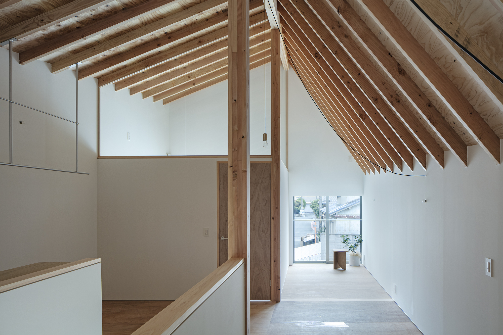 Gallery of House YMIR / Niimori Jamison Architects 11