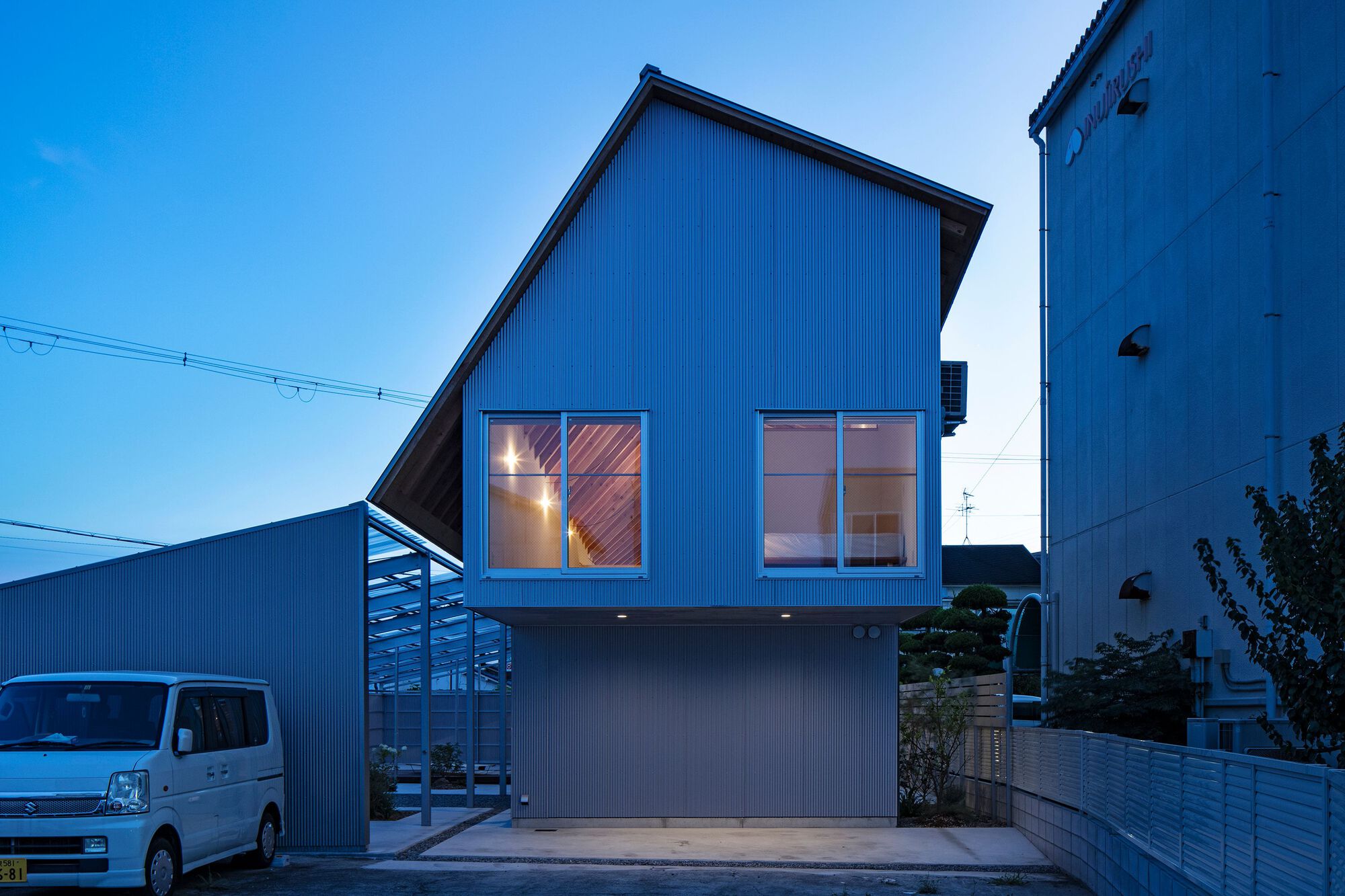 Gallery of House YMIR / Niimori Jamison Architects 14