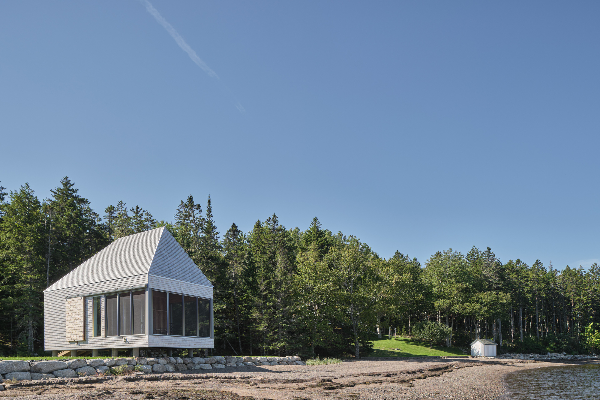 Gallery of HIP Boathouse / Abbott Brown Architects 15