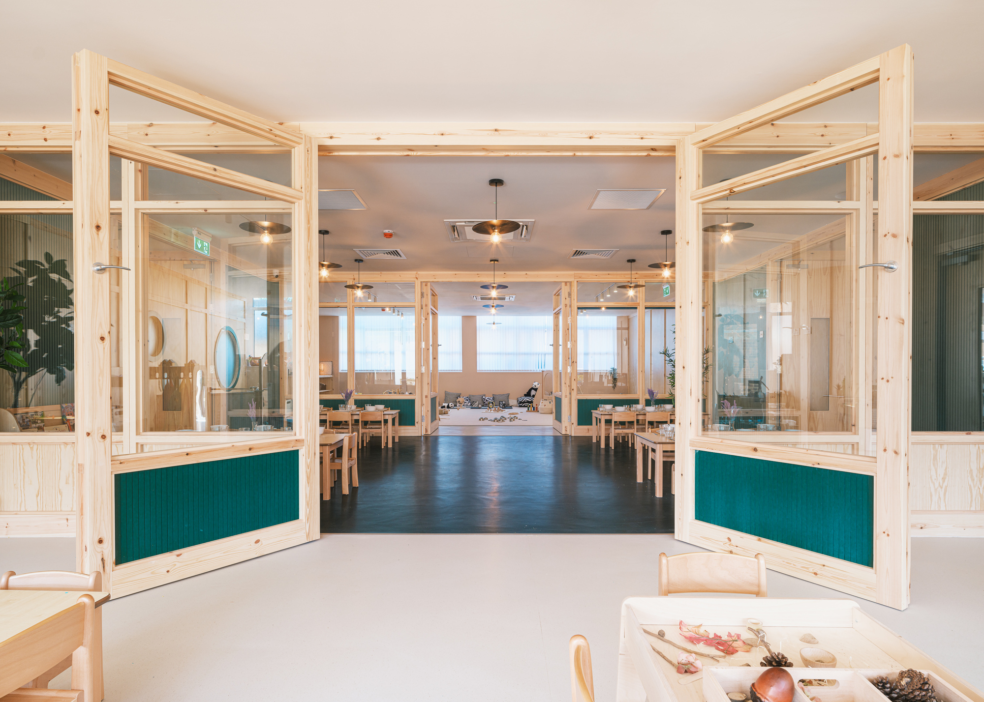 Gallery of The Learning Tree Nursery / Delve 19