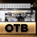 Hamburgueria OTB / Miguel Croce - Fotografia de Interiores, Cozinha
