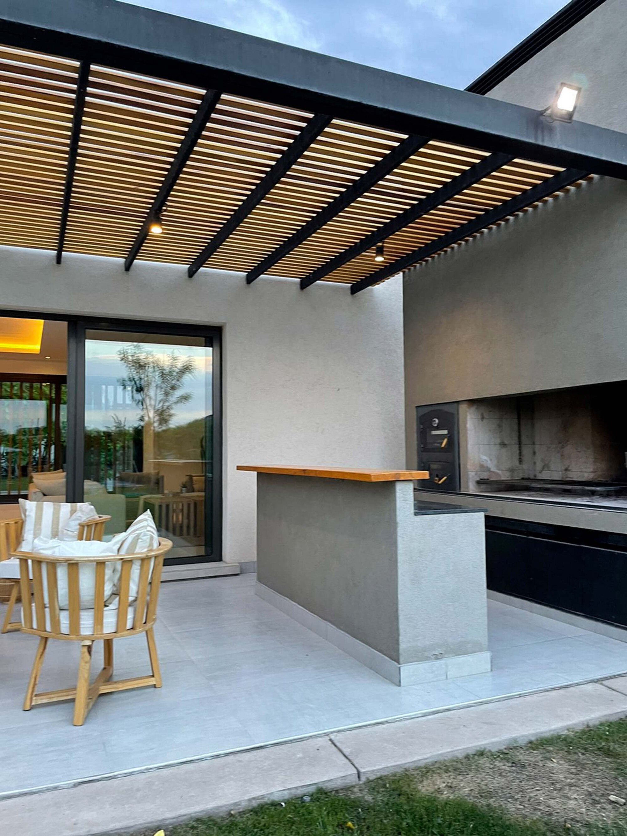 Galería de CASA F1 / AMG - Arquitectura & Construcciones - 17