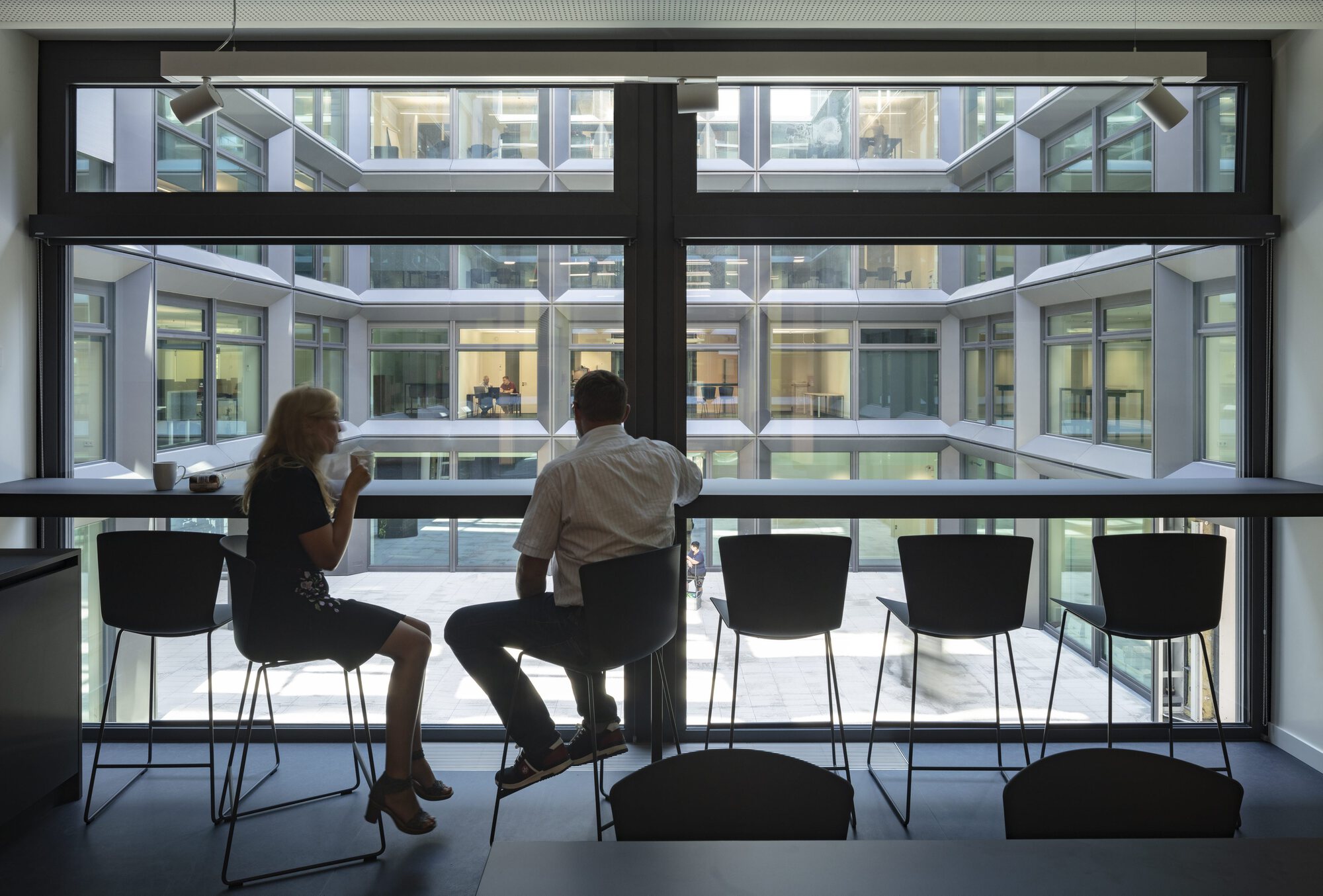 画廊 德国萨克森能源总部 / gmp Architects - 5