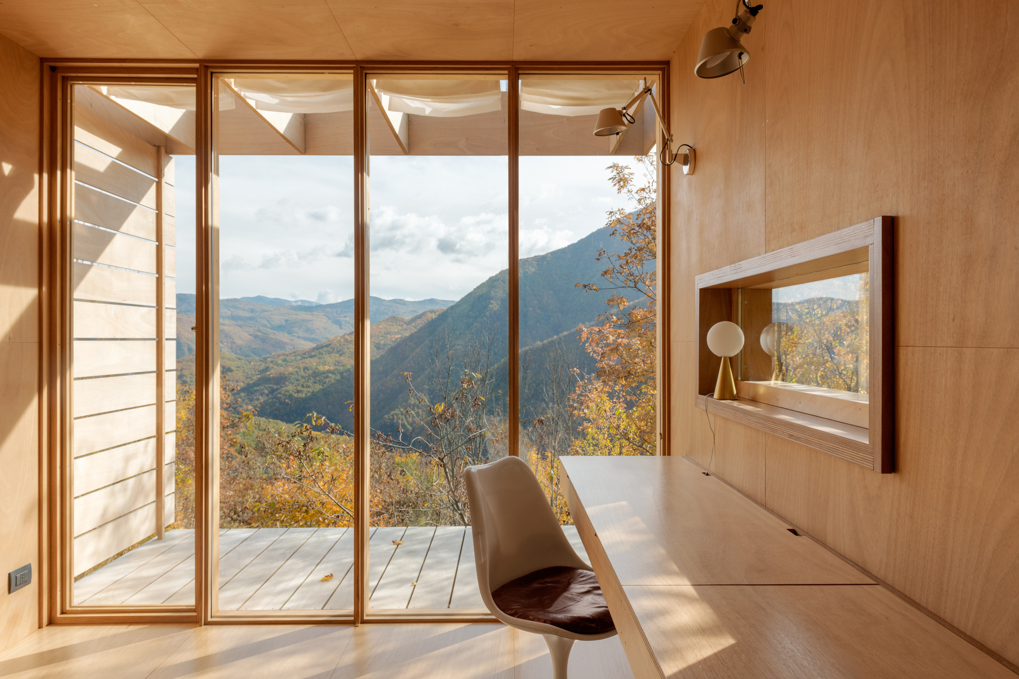 画廊 Hermitage 小屋 / llabb - 15