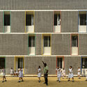 Escola Maharishi Vidya Mandir / KSM Architecture - Fotografia de Interiores, Armário, Janela, Fachada