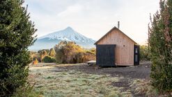 Little House / Felipe Valdivia