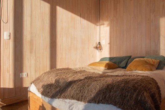 Little House / Felipe Valdivia Little House / Felipe Valdivia - Interior Photography, Bedroom, Bed