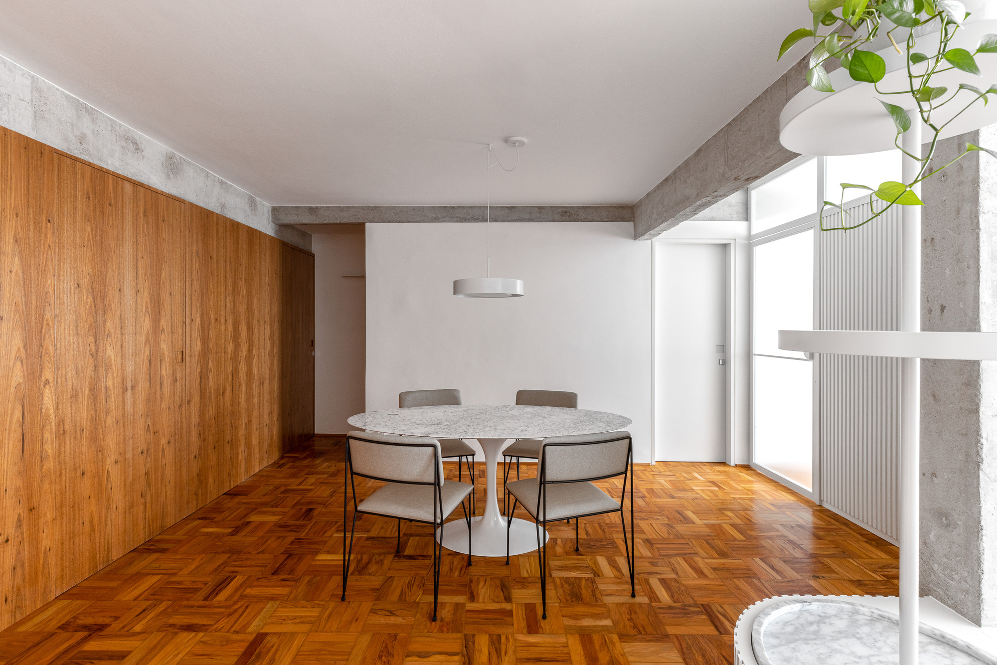 Galeria de Apartamento Haddock Lobo / Balaio Arquitetura 21
