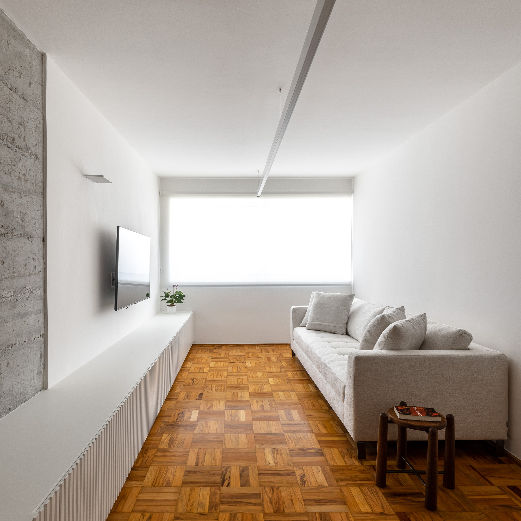 Galeria de Apartamento Haddock Lobo / Balaio Arquitetura 2