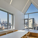 T Roof Commercial and Residential Building / SOSU Architects - Interior Photography, Apartments, Facade, Table