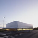 ‘建筑的帽子’，铝制鳞片体育馆 La Chesnaie / Bohuon Bertic Architectes - 建筑图