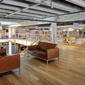 True Headquarters / LOC Architects - Interior Photography, Living Room, Beam
