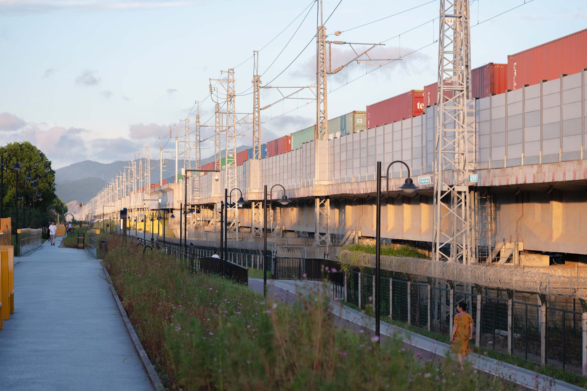 Gallery of Wuxiang 987 High Line Park / Ningbo Urban Construction