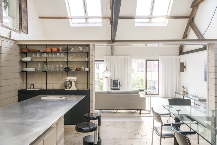 酿酒厂改建，工业风新存续 / AUX bureau voor architectuur en stedenbouw - 更多图片