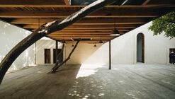 Gabriel López Chiñas Library / ROOTSTUDIO