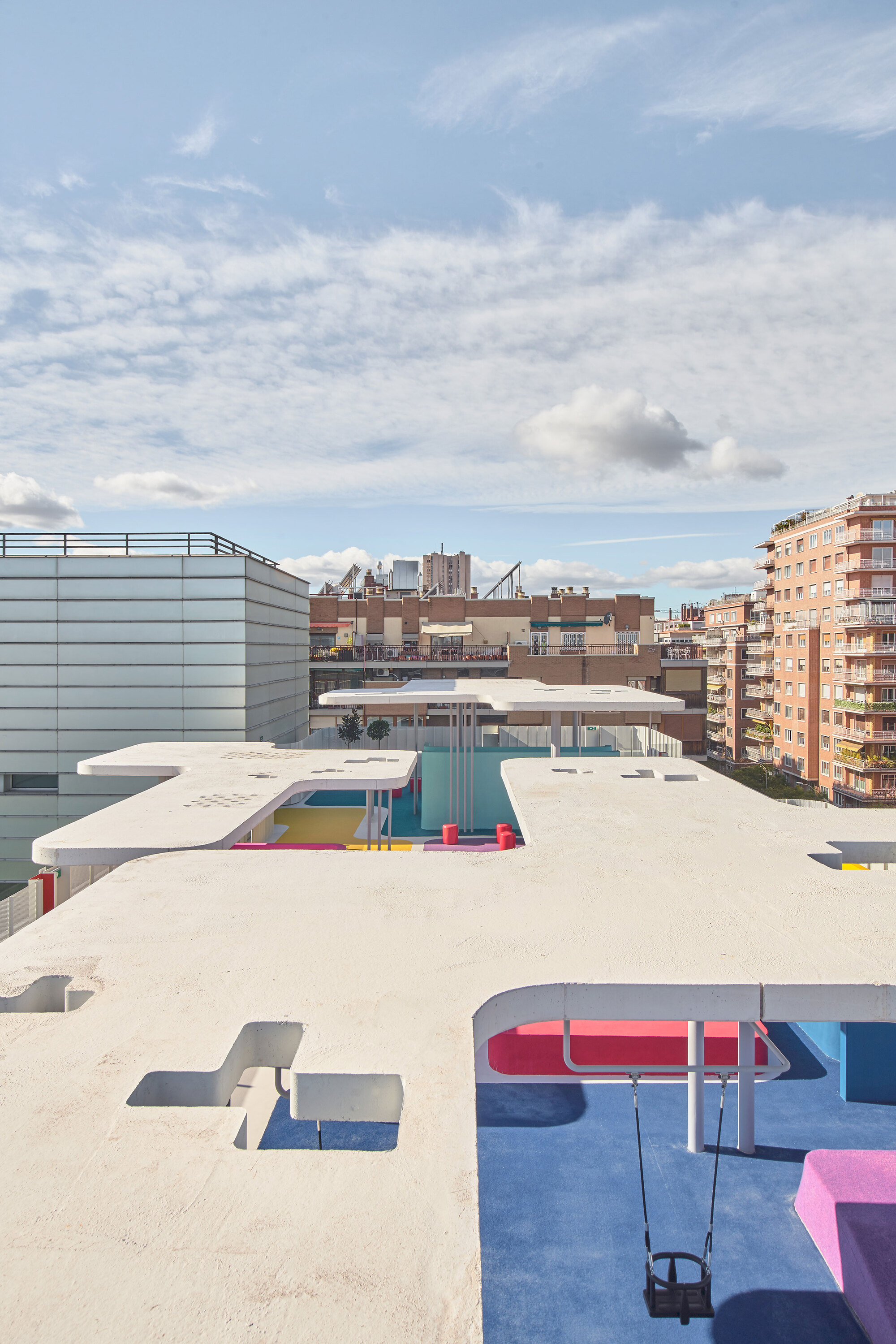 Gallery of Rooftop Garden of the O'Donnell Maternity Hospital / Padilla