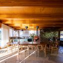 Bocaina-Paraty House / Cicero Ferraz Cruz + Fábio Mosaner - Interior Photography, Table, Chair, Beam