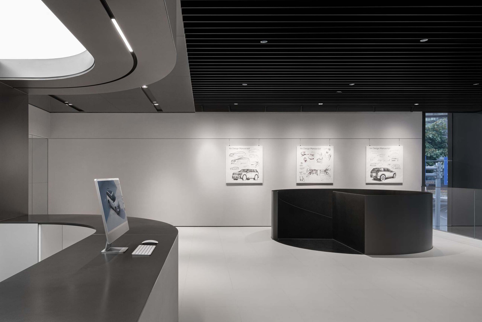 画廊 NIUTRON自游家汽车展厅广州高德置地店 / DAGA大观建筑 - 4