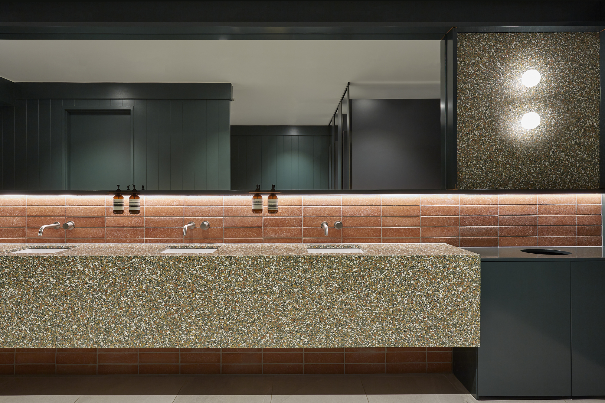 Gallery of Sou'West Brewery / Ewert Leaf - 13