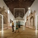Intervención en el Museo Panteão dos Almeida / spaceworkers - Fotografía interior, Instalación, Arco, Fachada, Pilares, Arcada