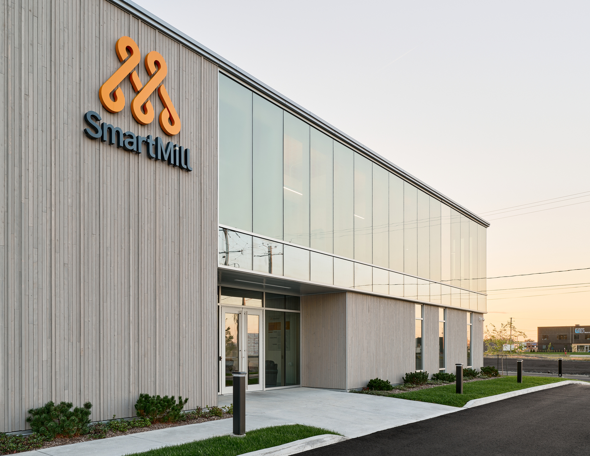 Gallery of SmartMill Head Office / Atelier Guy Architectes 11