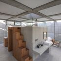 七个混凝土“岛屿”，MimMim 之家 / On Architects Inc. - 室内图, 梁