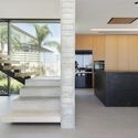 ZI House / vardastudio - Interior Photography, Houses, Kitchen, Facade, Stairs, Column, Chair