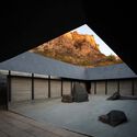 Upper Cloister in Aranya Golden Mountain / Atelier Deshaus - Exterior Photography