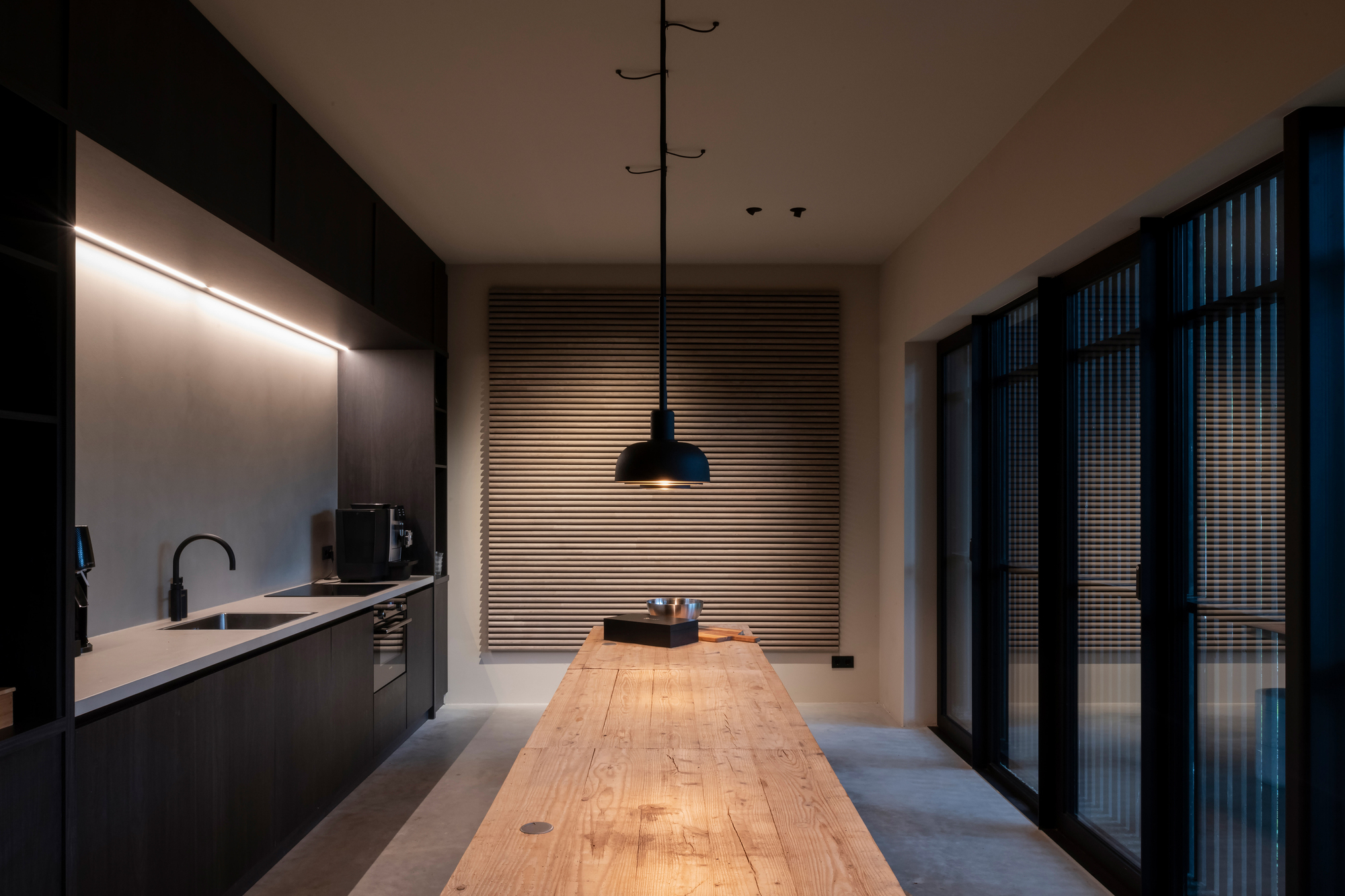 Gallery of Black Barn / studio] [Space architecten - 17