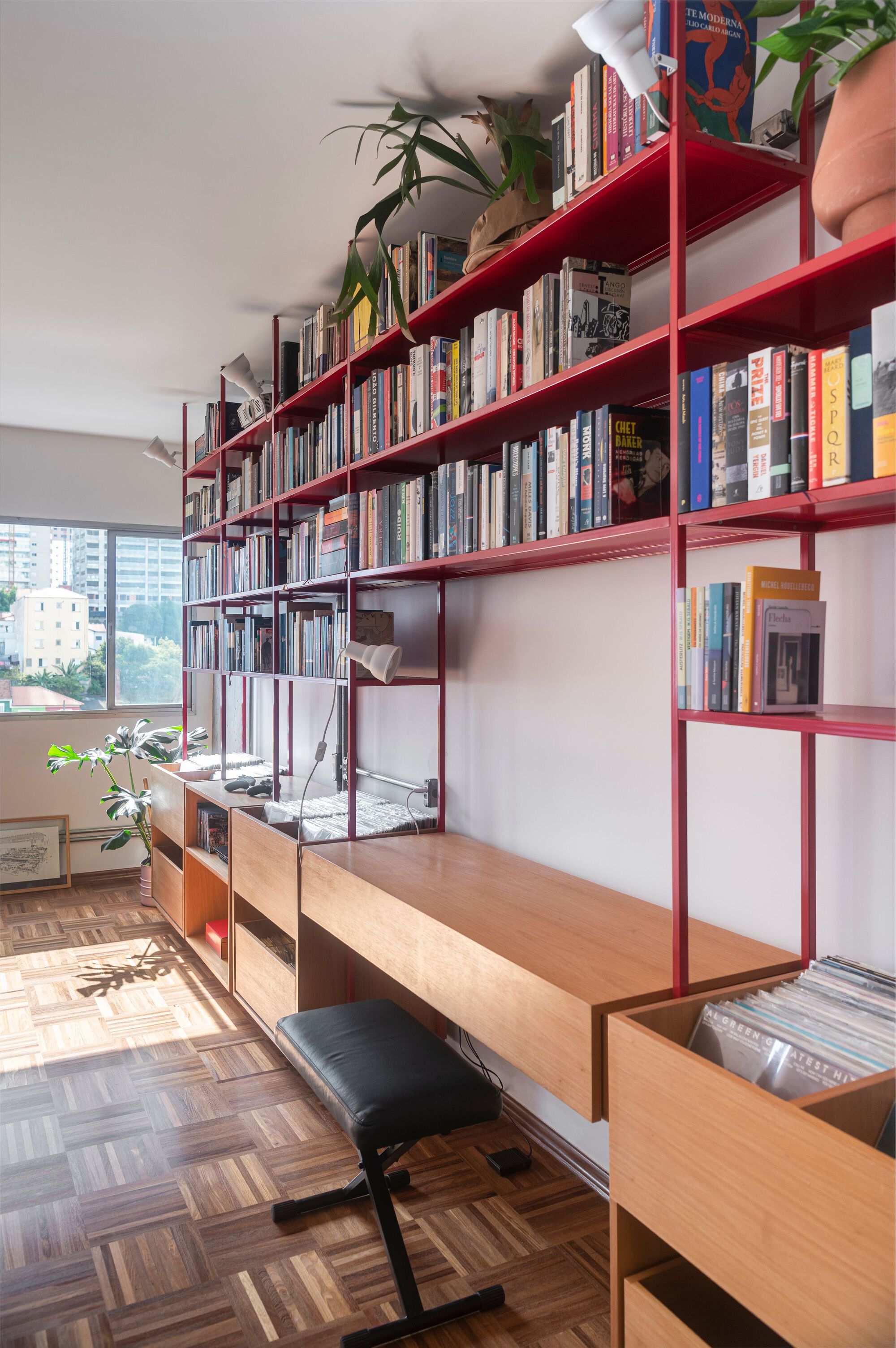 Gallery of Bookshelf Apartment / COTA760 6