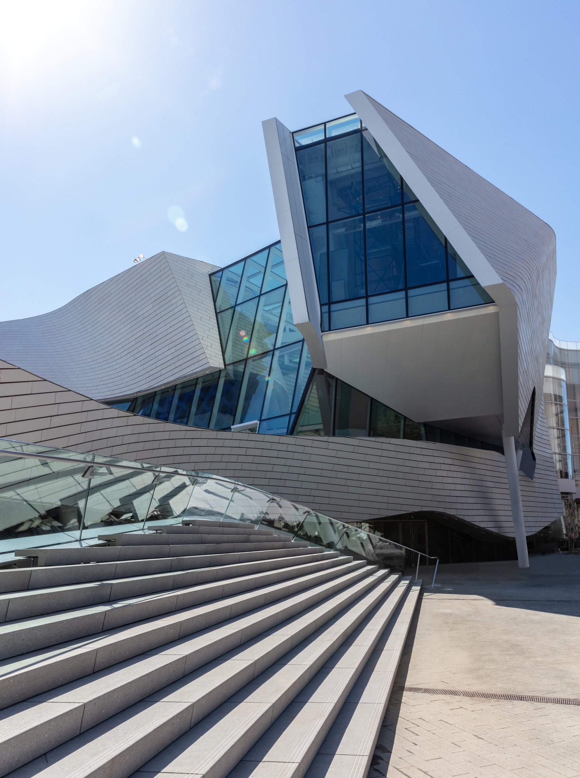Gallery of Orange County Museum of Art / Morphosis Architects 7