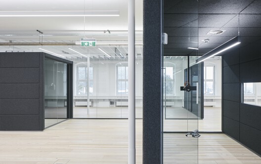 Wattens Workshops  2nd Extension / obermoser + partner architekten - Interior Photography, Windows, Door, Glass, Facade