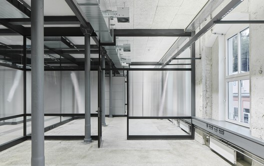 Wattens Workshops  2nd Extension / obermoser + partner architekten - Windows, Beam