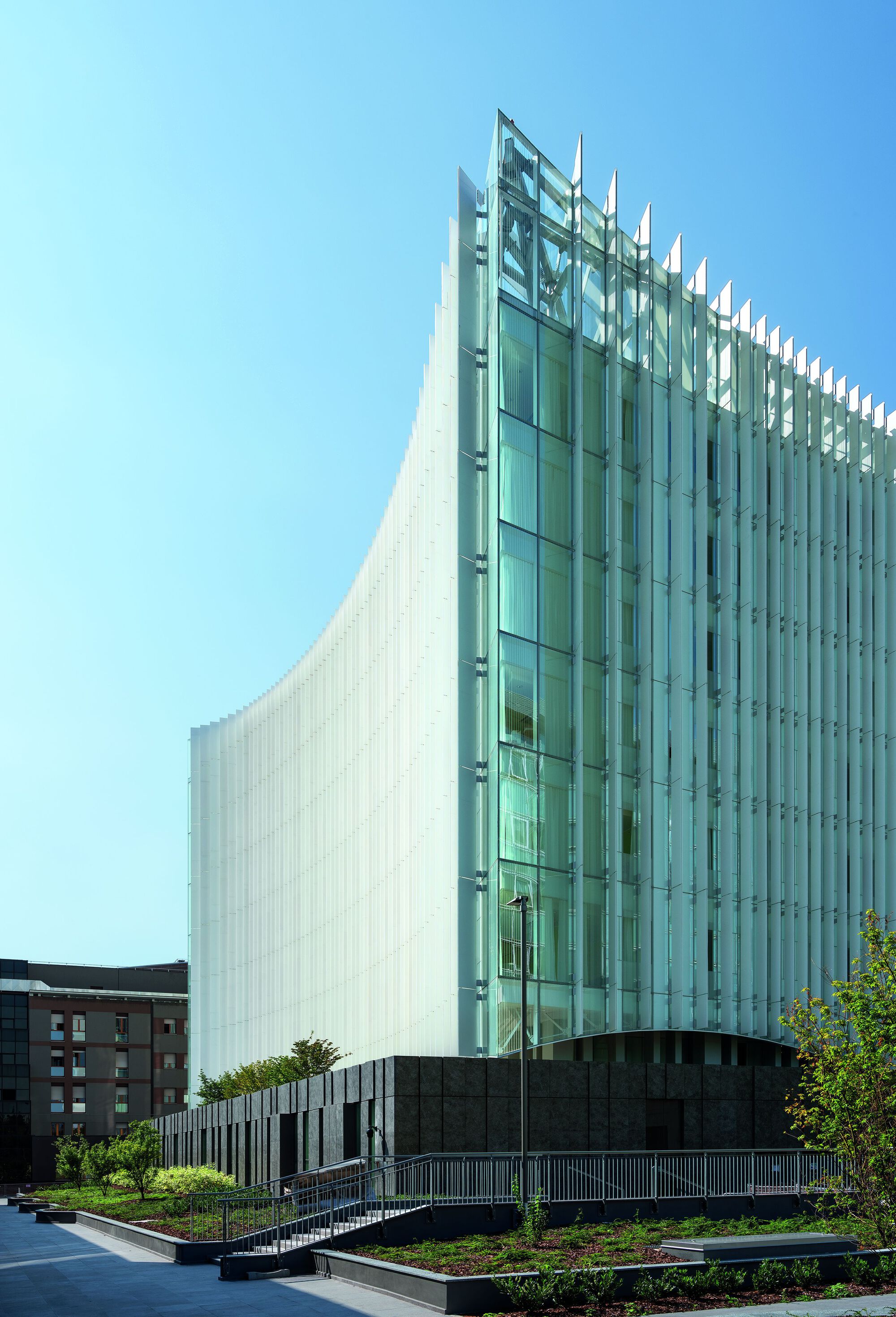 Gallery of San Raffaele Hospital / Mario Cucinella Architects - 15
