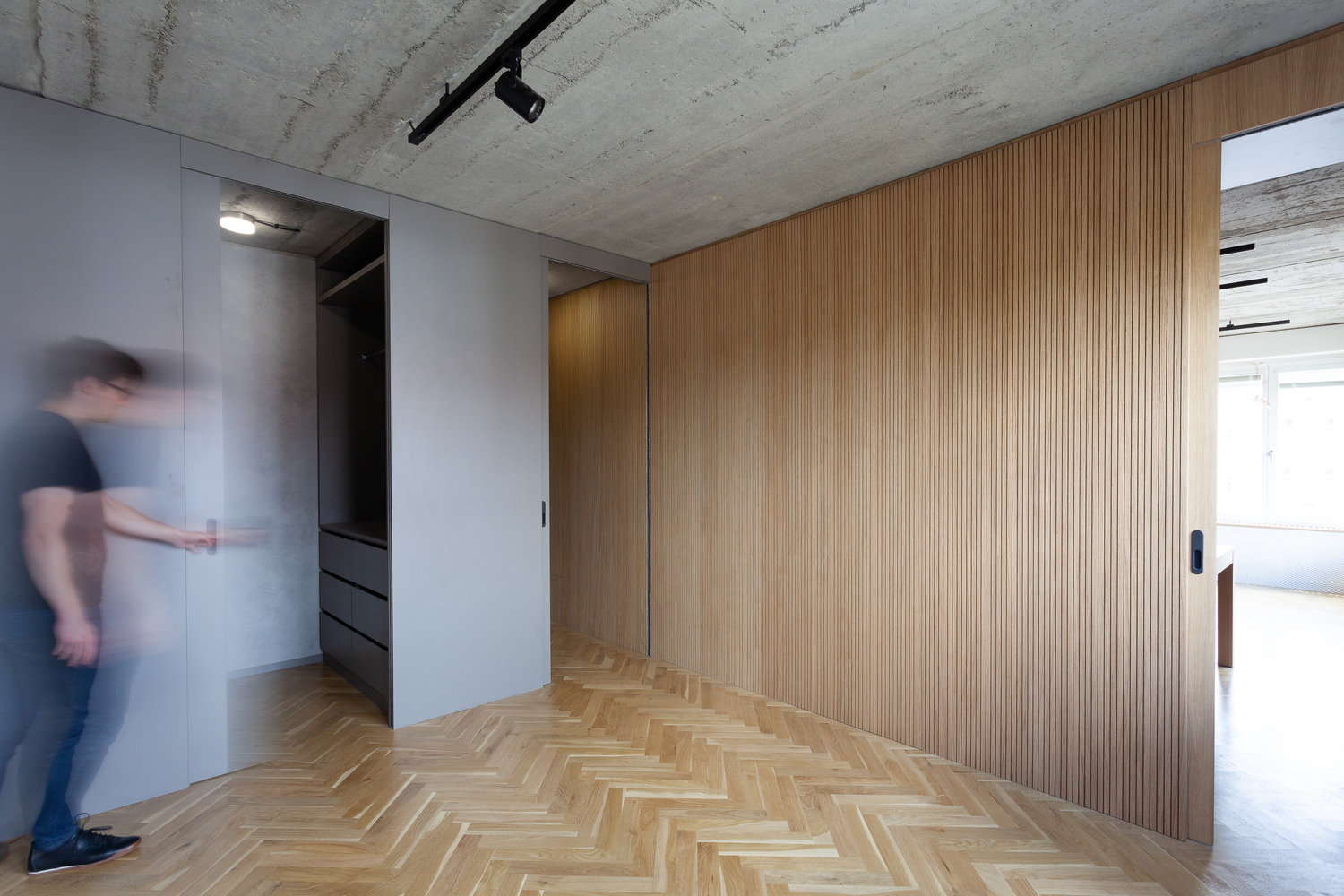 Gallery of Laminates A Material that Adapts 10