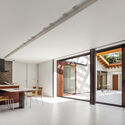 Shade Court House / Shinsuke Fujii Architects - Interior Photography, Houses, Table, Lighting, Chair