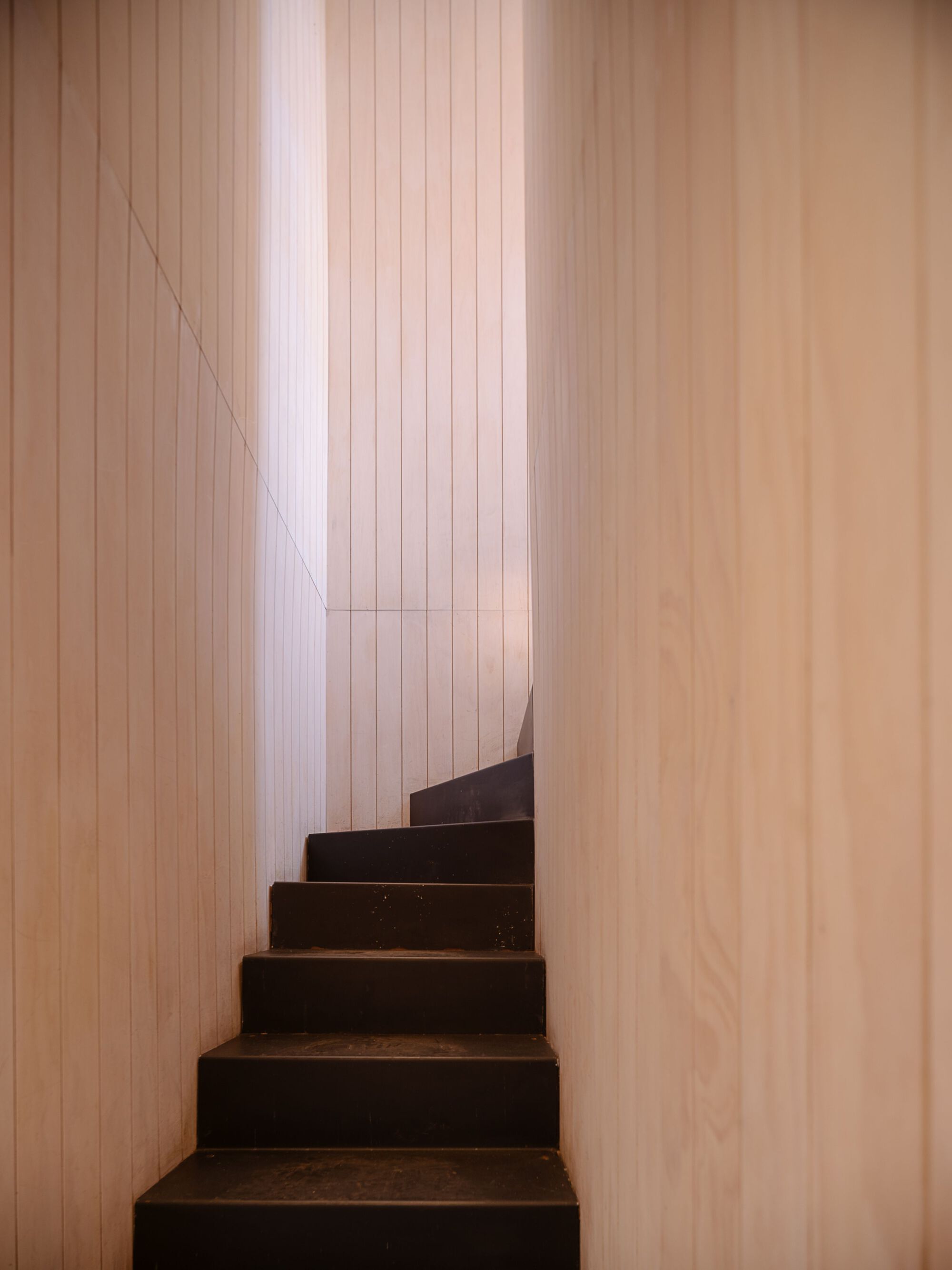 Gallery of Tiny House / Cazú Zegers Arquitectura 10