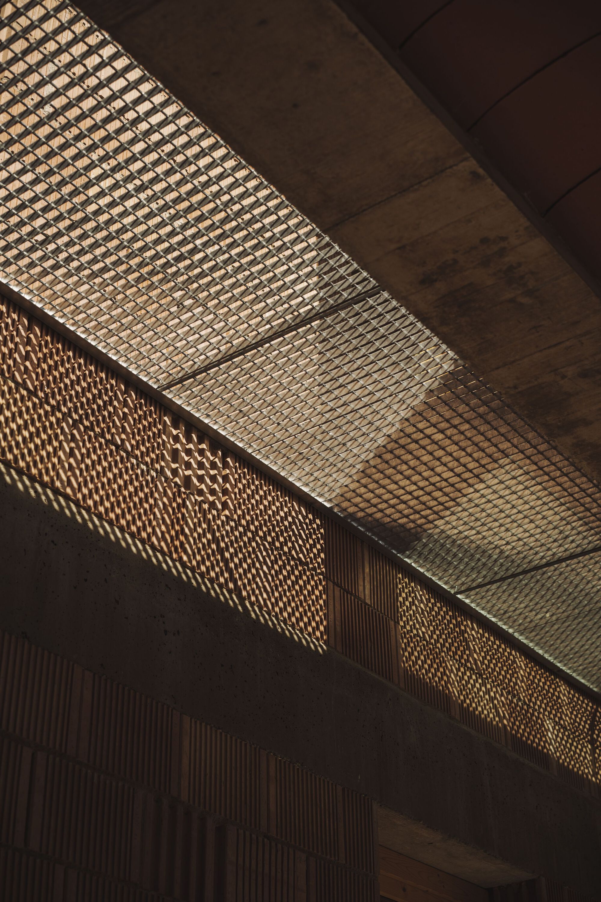 画廊 ‘电池仓’住宅 / NORA studio 15