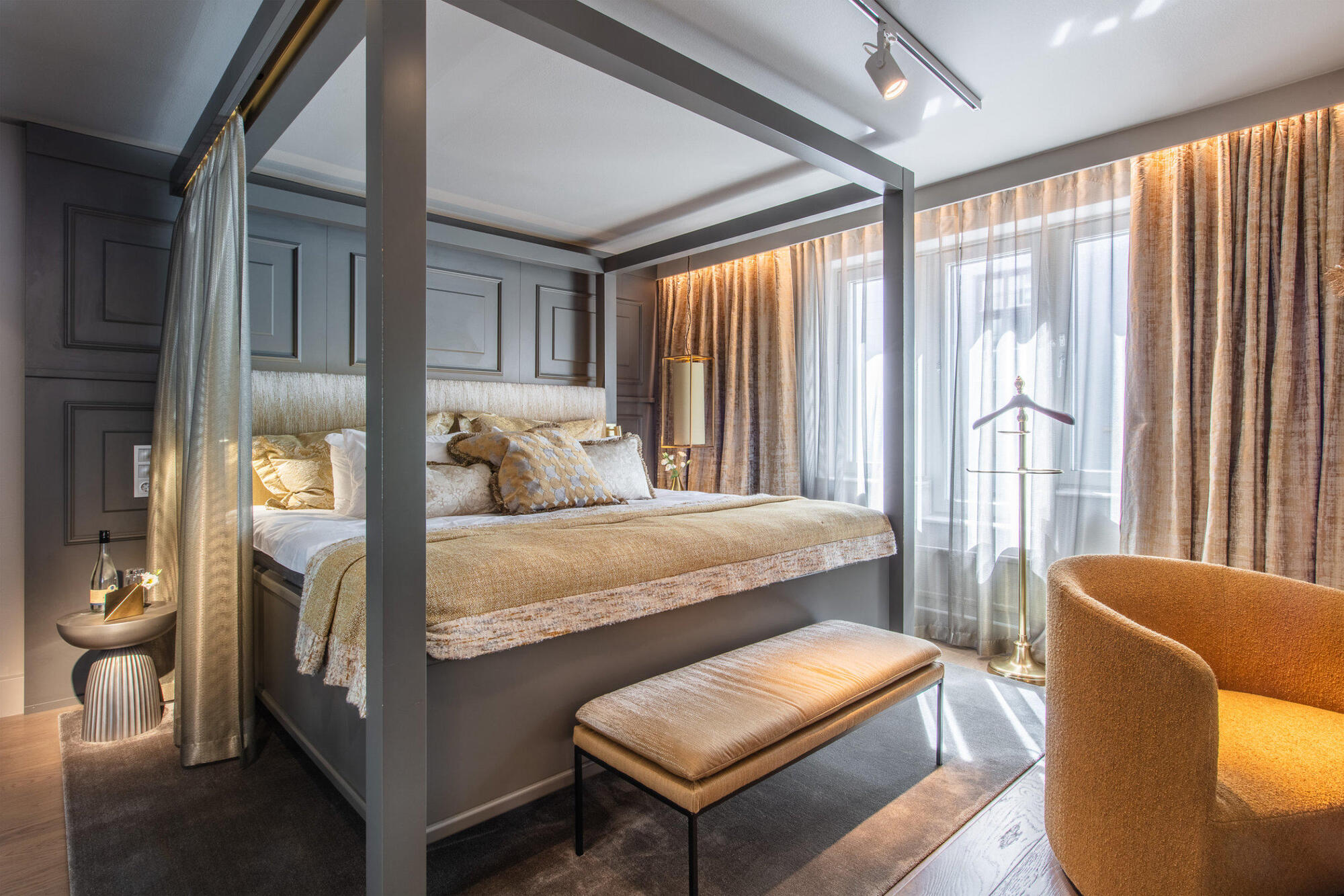 Gallery of Haute Couture Meets Interior Design: BoConcept x Lars Wallin - 7