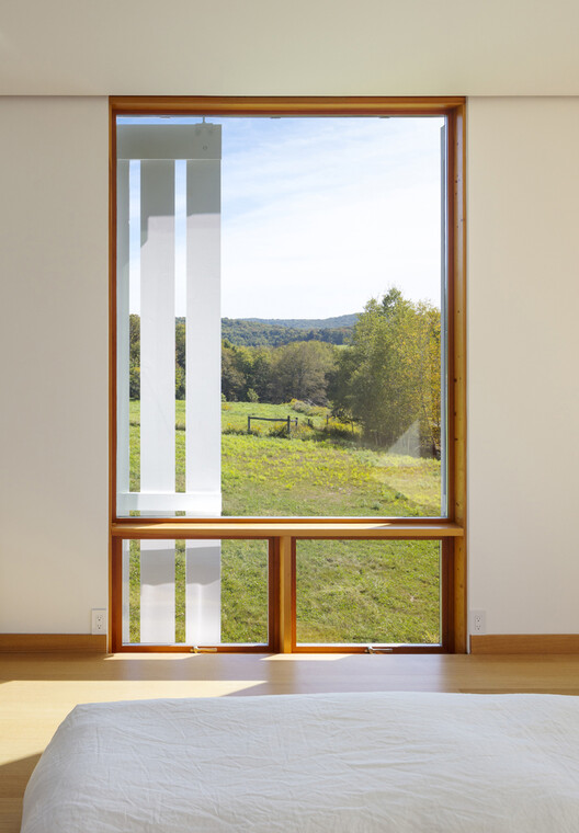 How Has Modern Architecture Transformed the Farmhouse Style? - Image 22 of 29