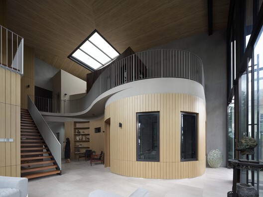 The Outdoor House / Quod Architects - Interior Photography, Stairs, Windows, Facade, Handrail