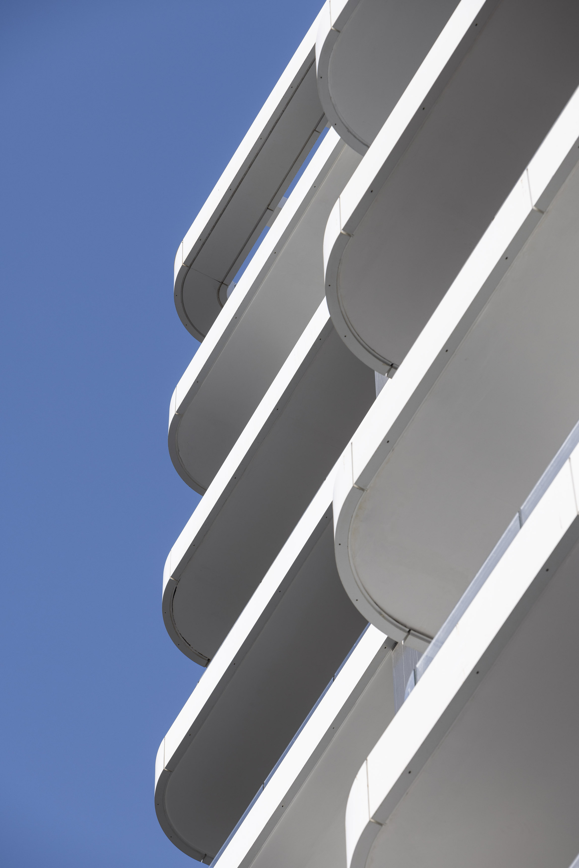 Gallery of Philharmonica Residential Building / Bar Orian Architects 9