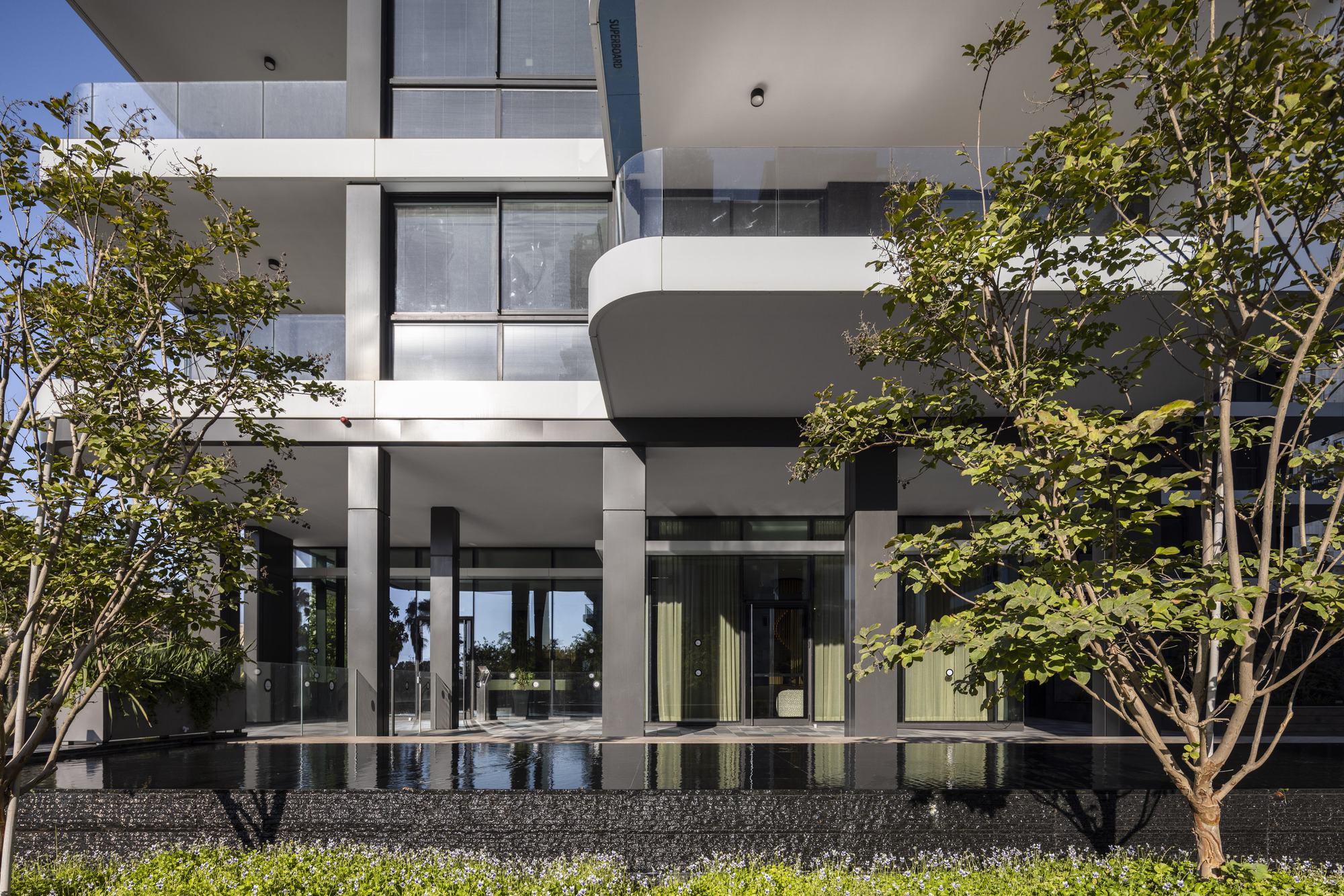 Gallery of Philharmonica Residential Building / Bar Orian Architects 4