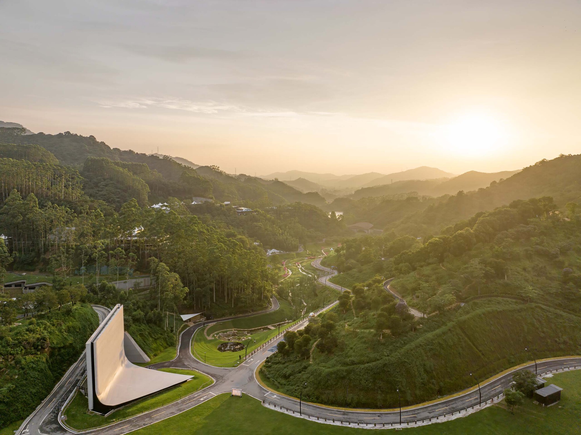 画廊 山谷图书馆 / 昊源集团设计中心 - 6