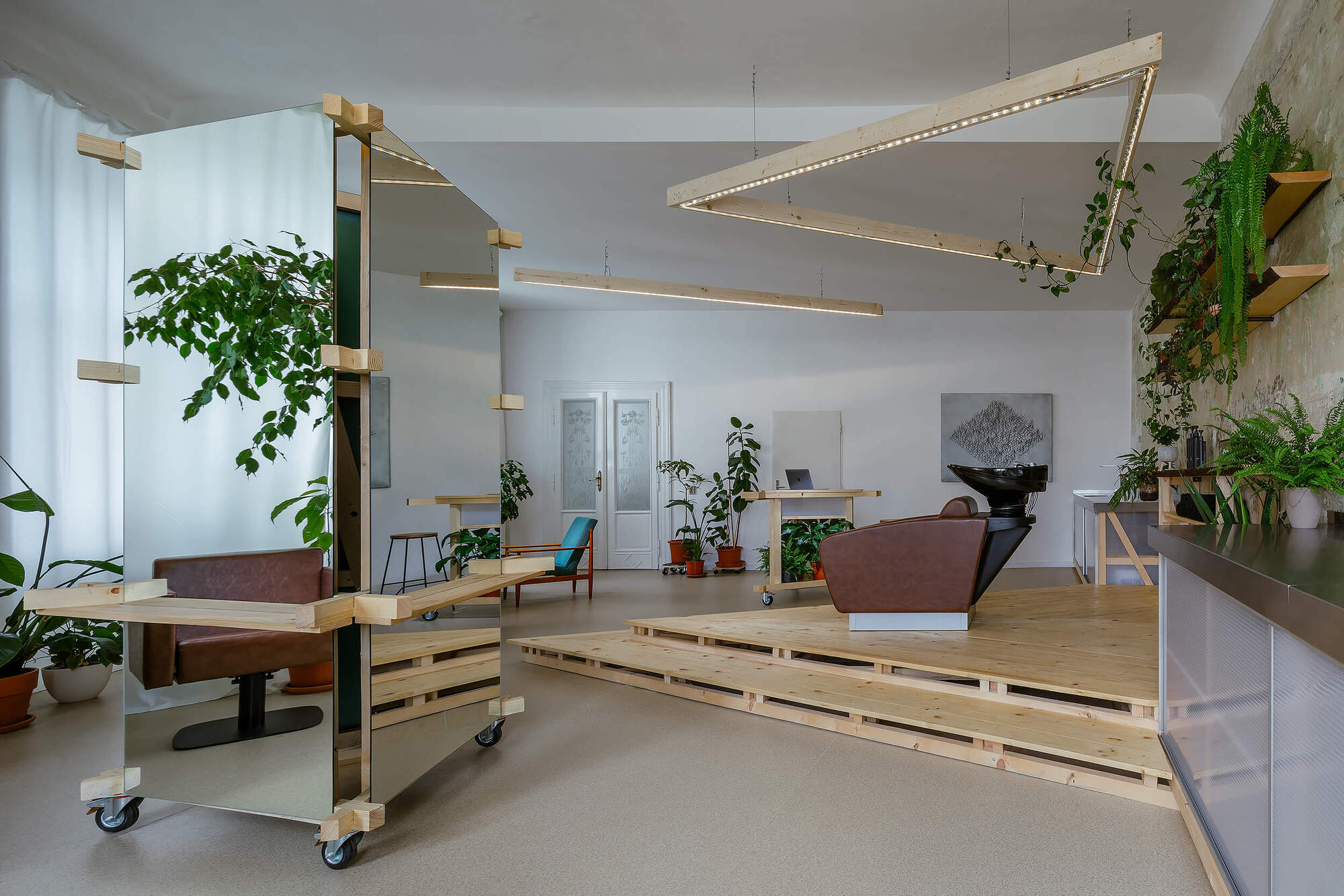 Gallery of Art & Hair Studio / studio ondrejbelica 2